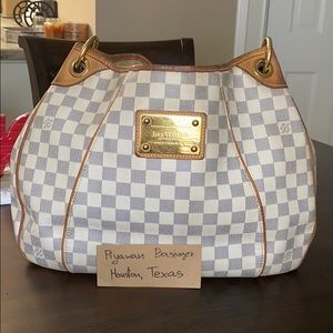 Authentic Louis Vuitton Galliera MM